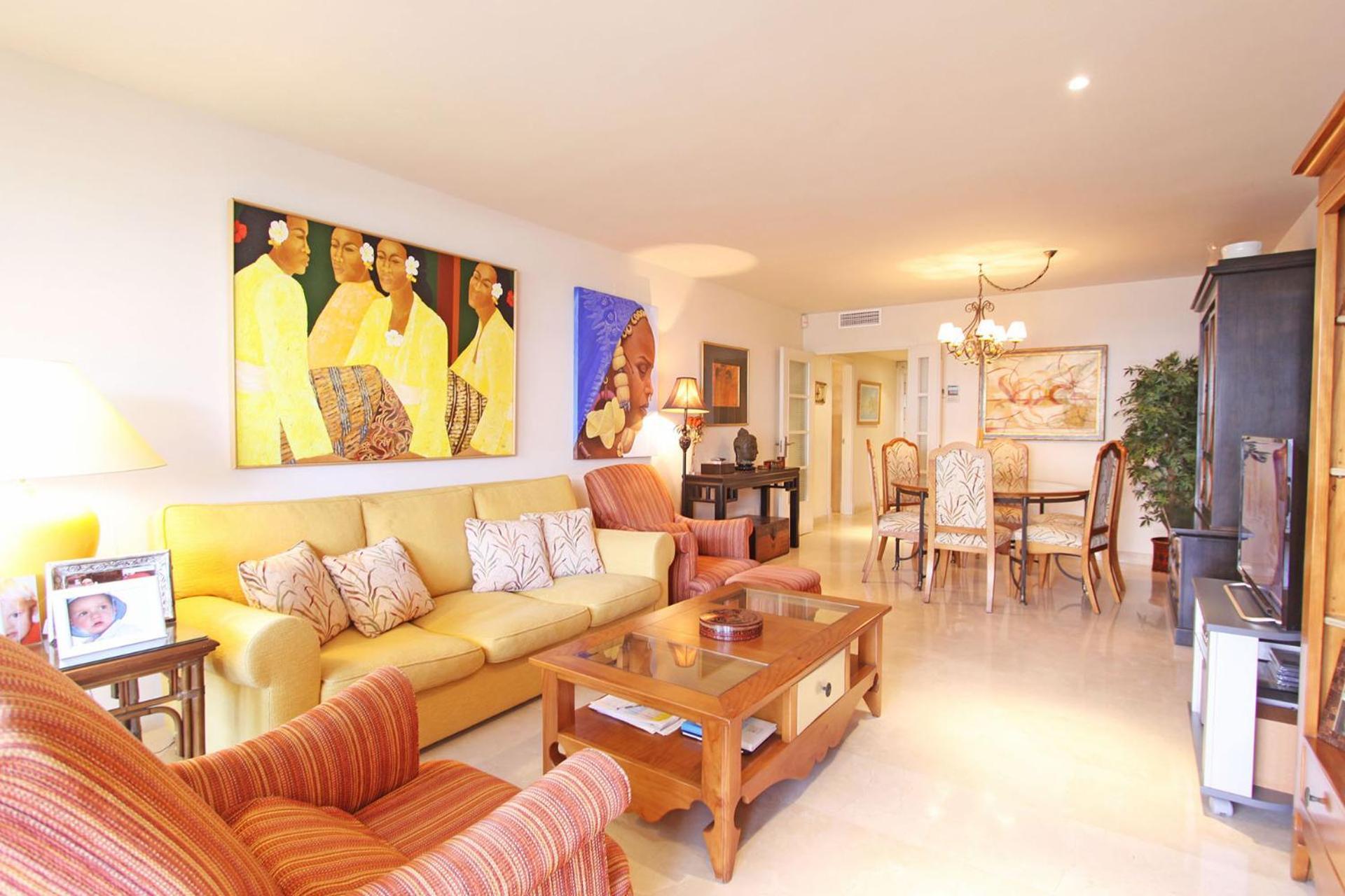 1105 Beachfront Golden Mile Lejlighed Marbella